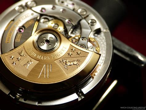 Macros: Audemars Piguet Calibre 3126/3840. The Beating Heart 